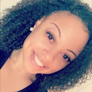 Meet your Posher, Jasmine